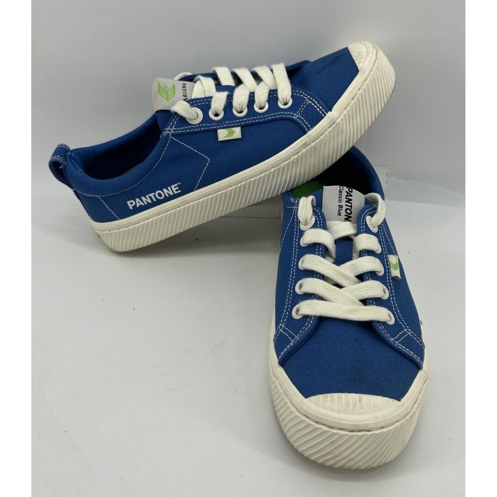 Cariuma Pantone Classic Blue Canvas Sneakers Blue Women's 6.5 Men's 5‎